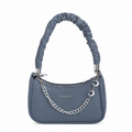 Bolso manos libres AURA azul con asa fruncida y cadena plateada - CALÉA